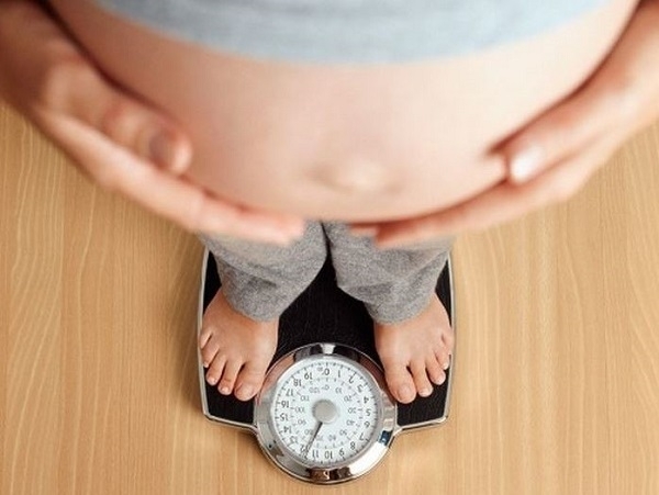 Tăng cân nhiều khi mang thai
